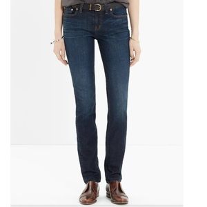 Madewell - NWT Alley Straight Jeans in Waterfall Dark Wash Mid Rise Modern Sz 28